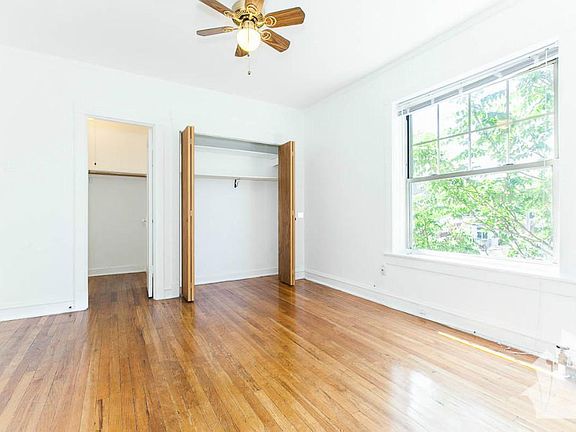 2nd image of 3236 W Wrightwood Ave