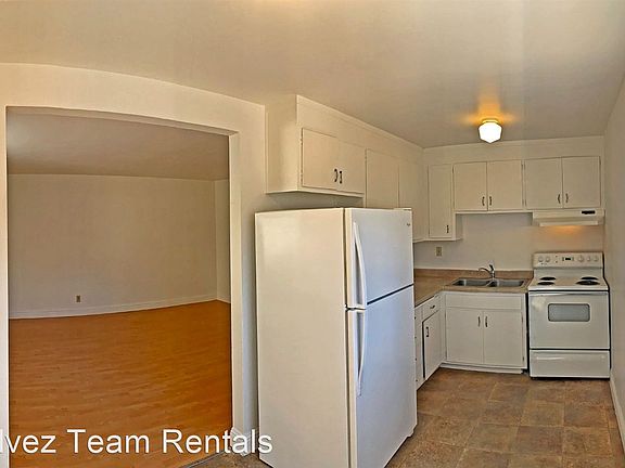 4th image of 652 Kodiak Ct APT 2