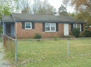 565 Braxton Blvd, Fayetteville, NC 28311