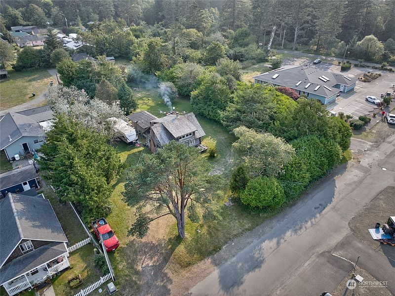 3rd image of 1408 256th Street