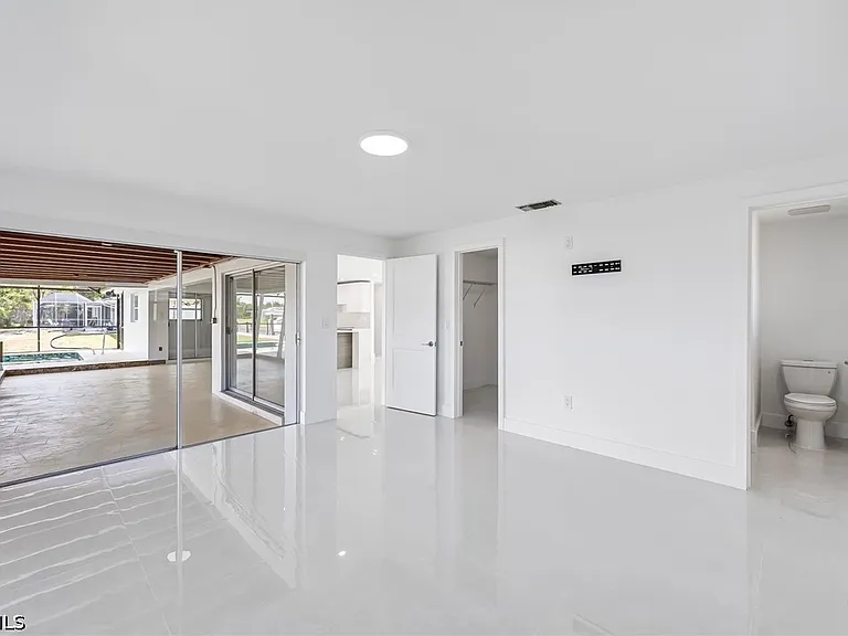 1729 Cascade Way — Photo 10
