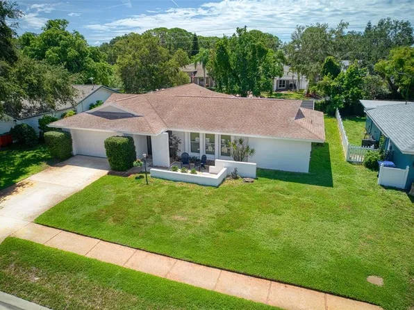 13290 75th Ave N, Seminole, FL 33776