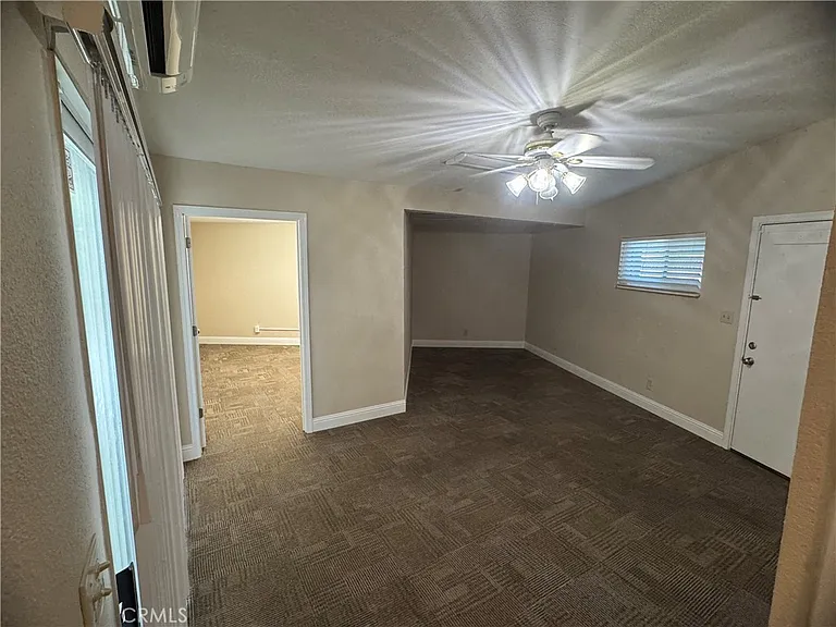2100 Kennedy Ave — Photo 11