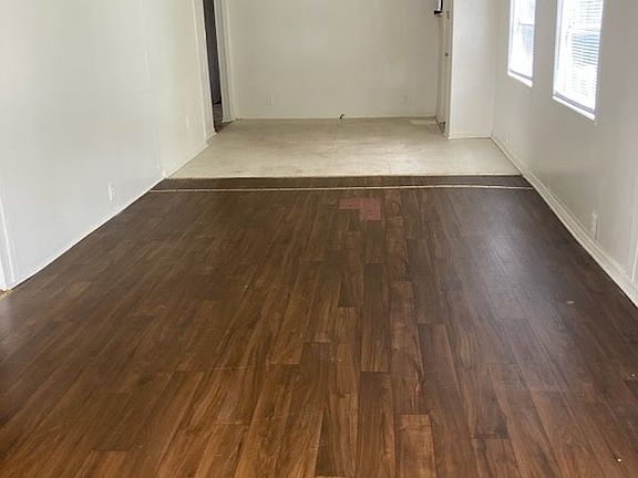 2nd image of 901 NE 95th St Lot 5