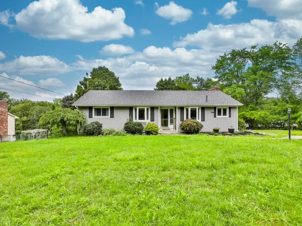 1 Tomolonis Drive, Nashua, NH 03062-2322