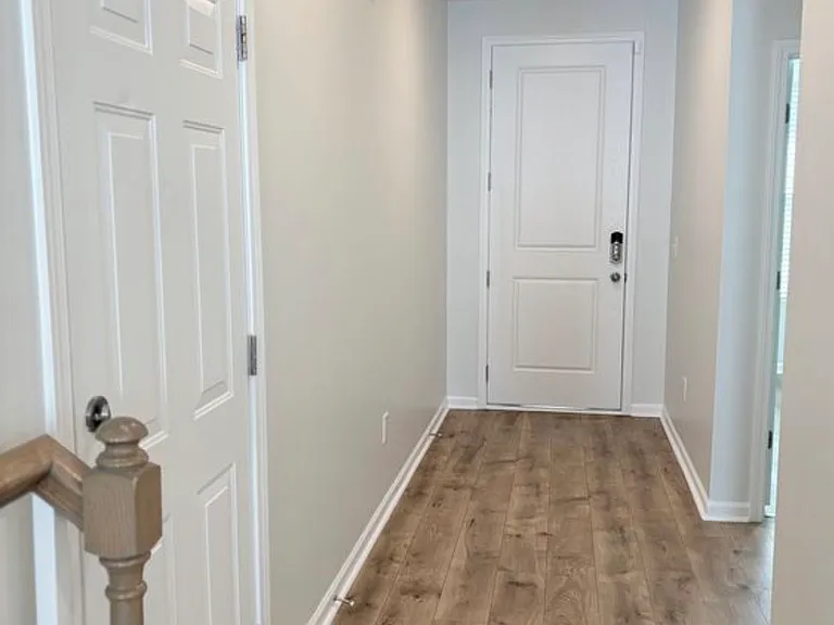4723 Cloisters Ln — Photo 8