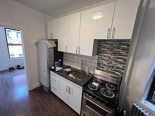 2nd image of 438 E 75th St Unit 3E