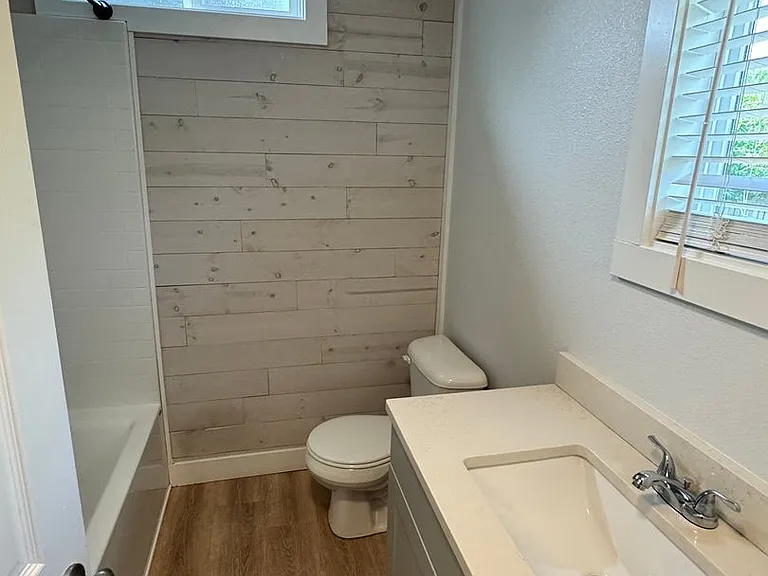 191-Hazel Ave — Photo 10