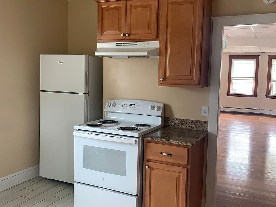 1st image of 123 Union Ave Floor 2