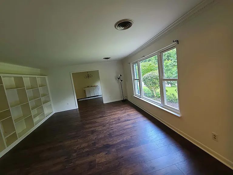 1002 Dixon Dr — Photo 59