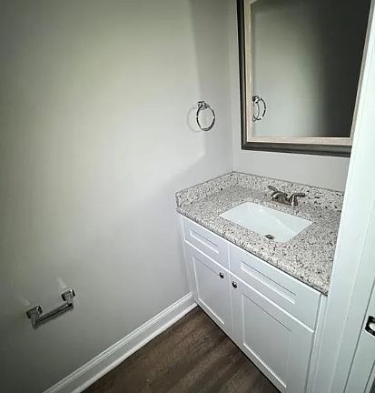 4th image of 5000 Roberta Rd
