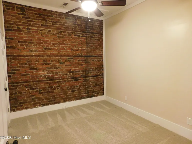 216 Middle St #B — Photo 24