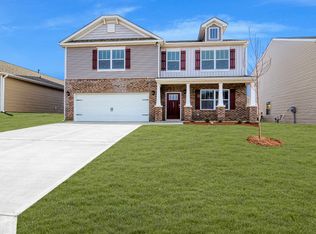 125 Oak Edge Ln, Greer, SC 29651