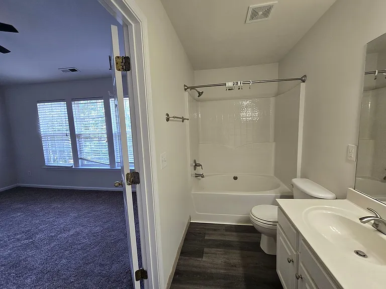 802 Sutter Gate Ln — Photo 18
