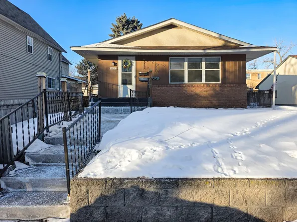 137 Jessamine Ave E, Saint Paul, MN 55117