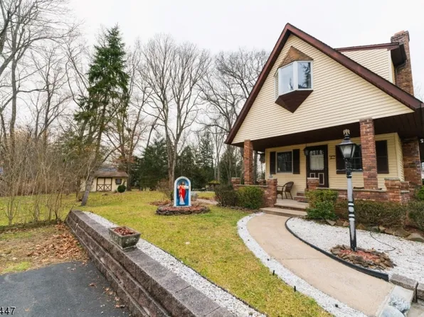 83 Voit Ave, Lincoln Park Boro, NJ 07035