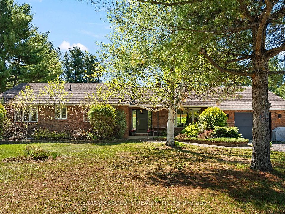 1st image of 213 Calabogie Rd