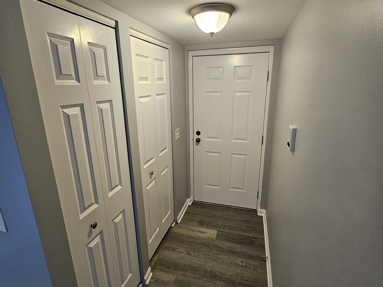 2 bed, 800 sqft, $2,000 — Photo 4
