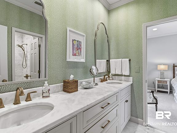 4th image of 2849 W Beach Blvd