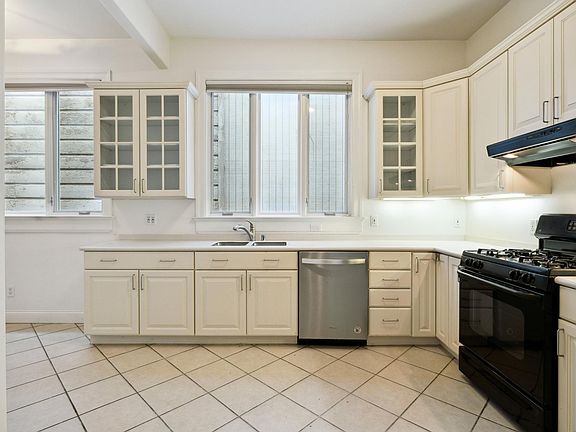 4th image of 454 Central Ave #454