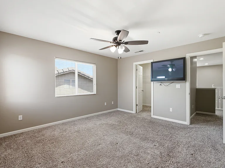 3569 Flint Ave — Photo 32