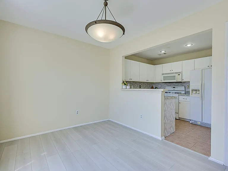 48 Tanglewood Ct — Photo 6