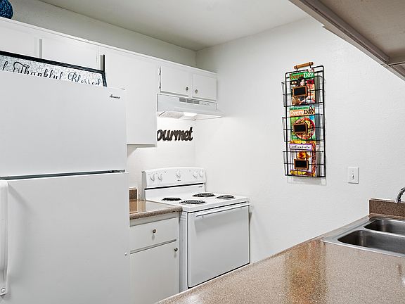 Mirabella_Kitchen