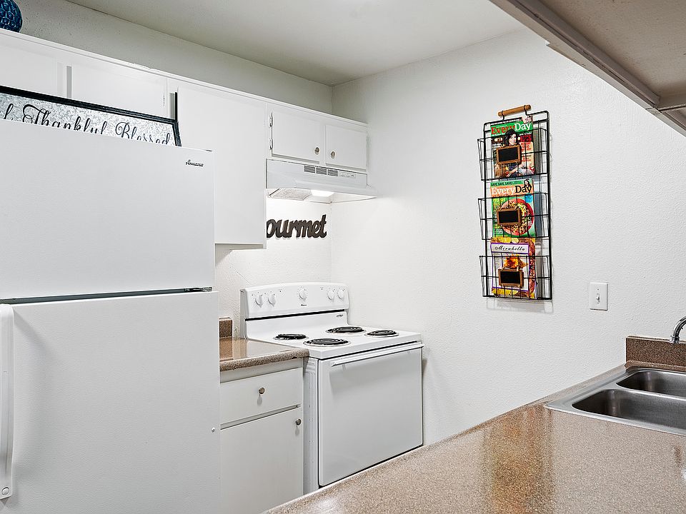 Mirabella_Kitchen