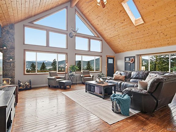 2nd image of 1146 Tapadero Road