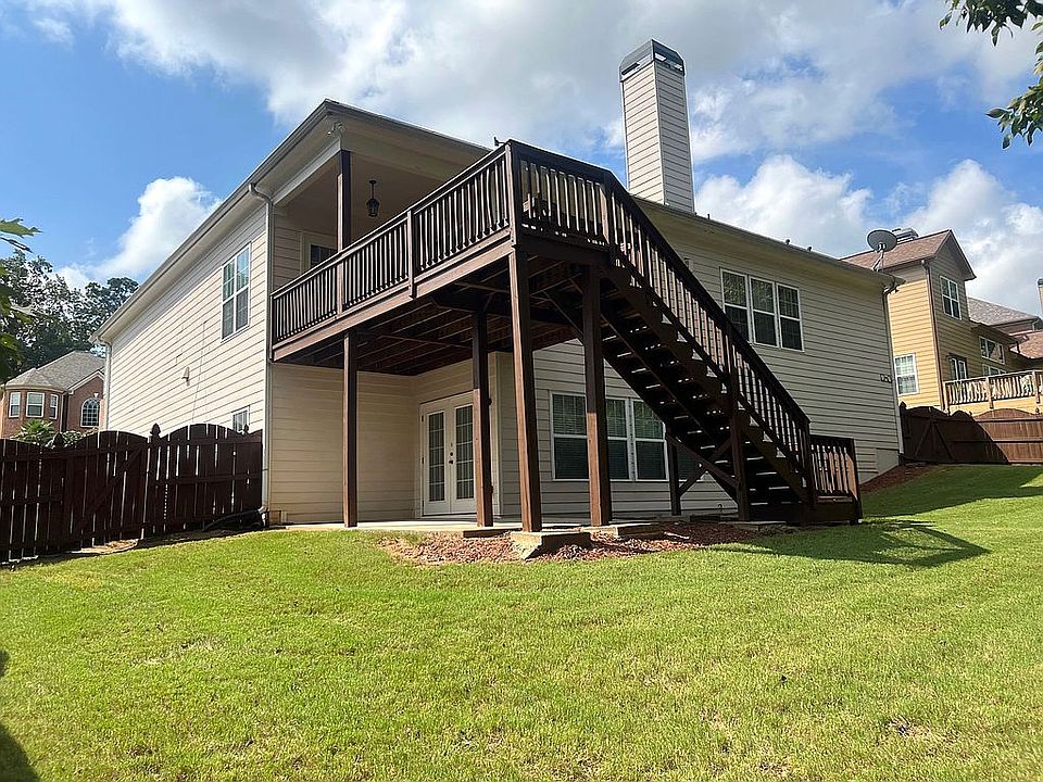 2nd image of 2492 Kelman Pl
