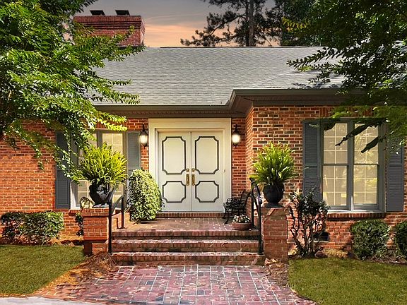 2nd image of 604 Gatewood Dr