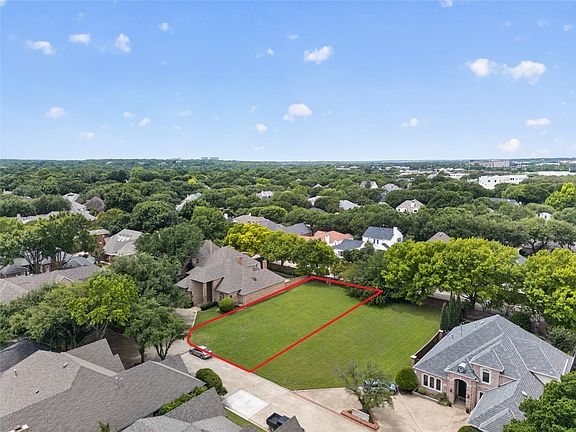 2nd image of 2628 Torrey Pines Dr
