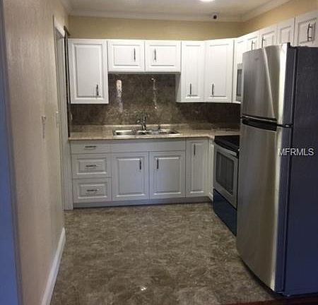 3rd image of 6816 N Hale Ave