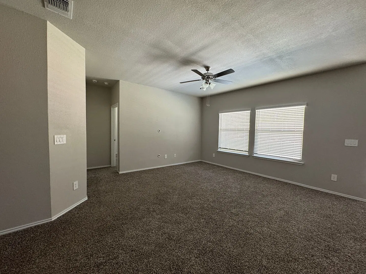3-Bedroom House for Rent in Copperas Cove — Photo 4