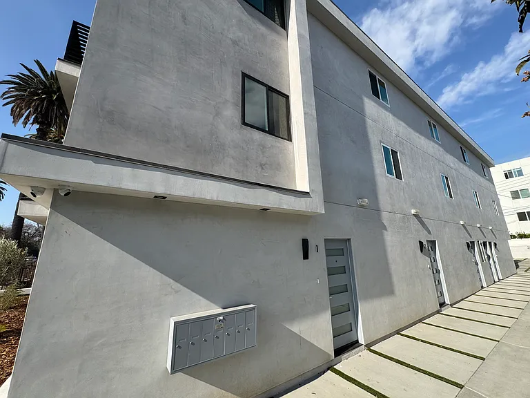 14747 Friar St #1 — Photo 13