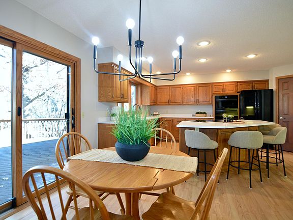 2nd image of 1416 Forest Park Ln