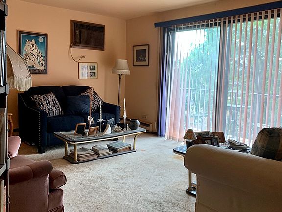 2nd image of 2333 N Neva Ave APT 416C