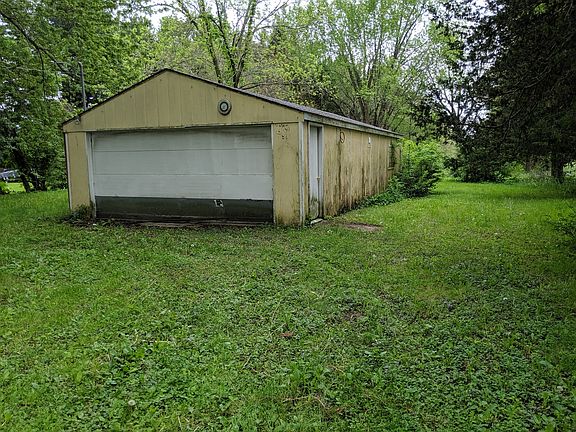 4th image of 1620 Banks St