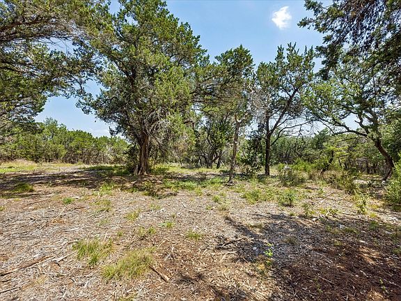4th image of 175 Spanish Oak Ln
