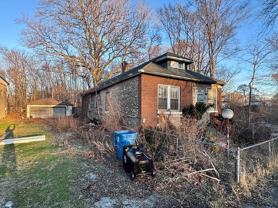 1st image of 1561 Tyler St