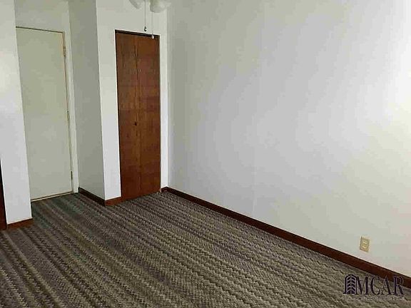 5th image of 1234 Bentley Dr