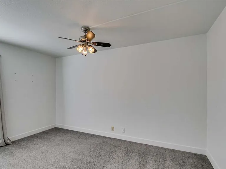 5260 River Glen Dr #268 — Photo 28