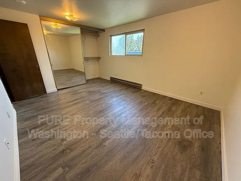 417 SW 155th St #4 — Photo 11