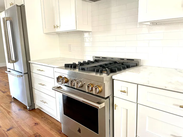 549 E Gwinnett St — Photo 5