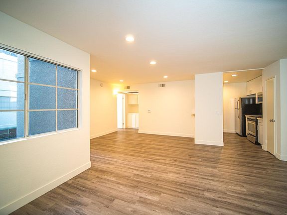 5th image of 5555 Harold Way #8b59a51b0