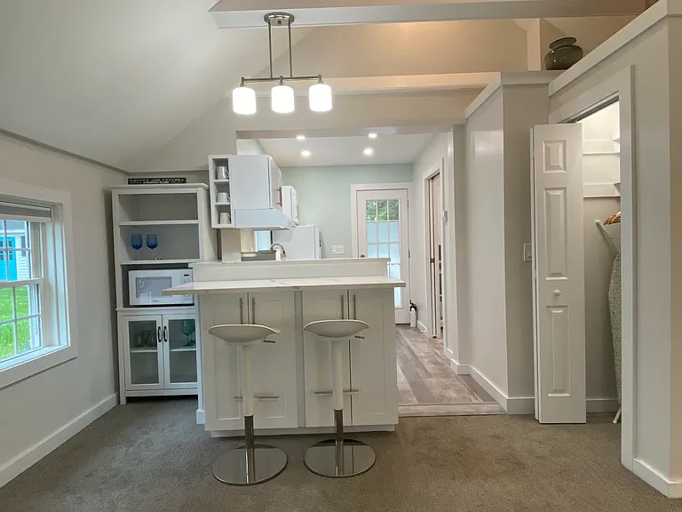 629 E Main Rd #2 — Photo 5
