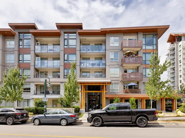 2663 Library Ln #212, North Vancouver, BC V7J 0B9