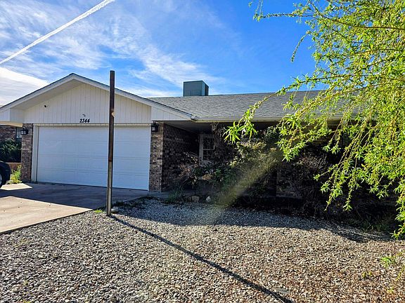 2nd image of 2344 Camino Del Rey