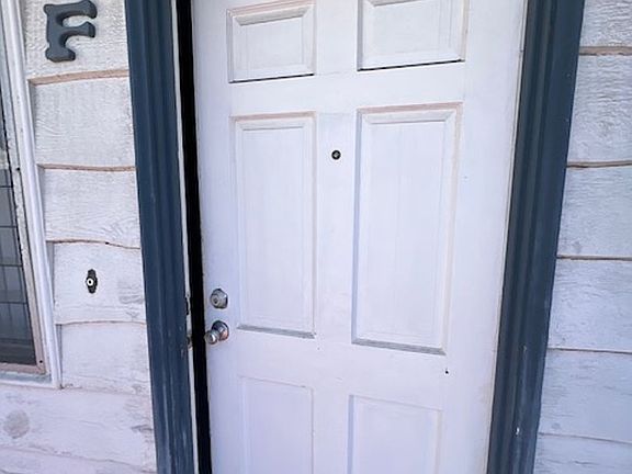 3rd image of 3703 Haines St #F