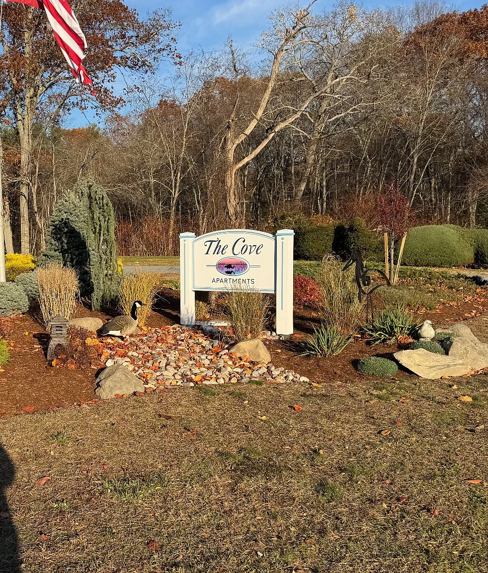 30 Dana Rd — Photo 2